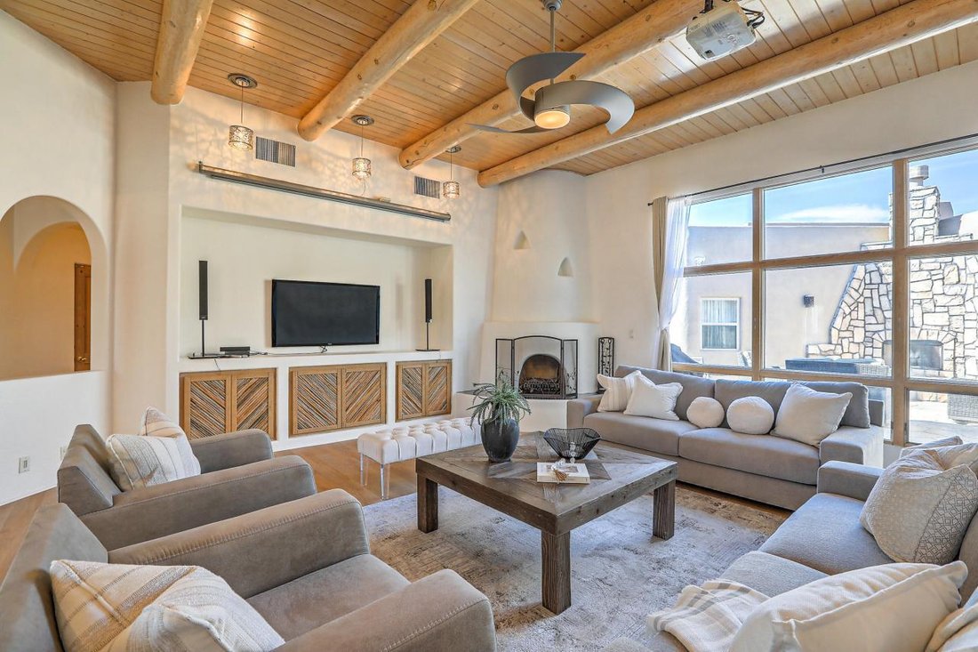 House in Albuquerque, New Mexico, United States 4 - 14580449