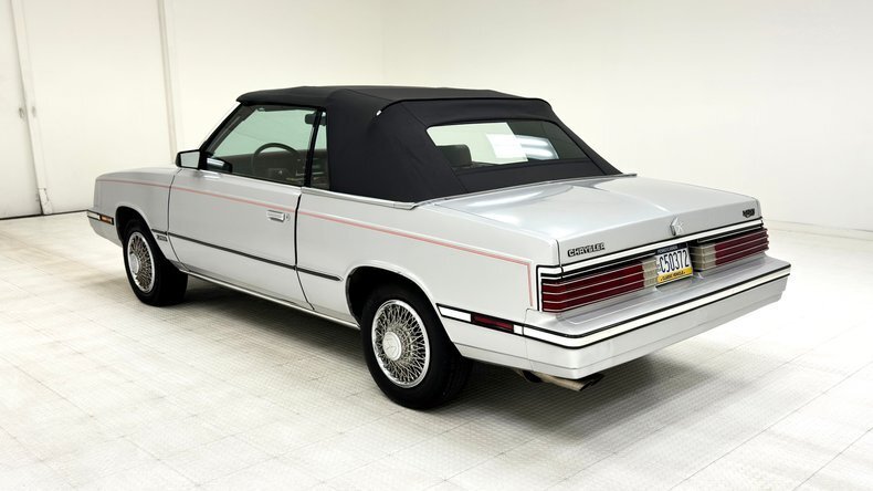 Cabriolet in Morgantown, United States 5 - 14578605