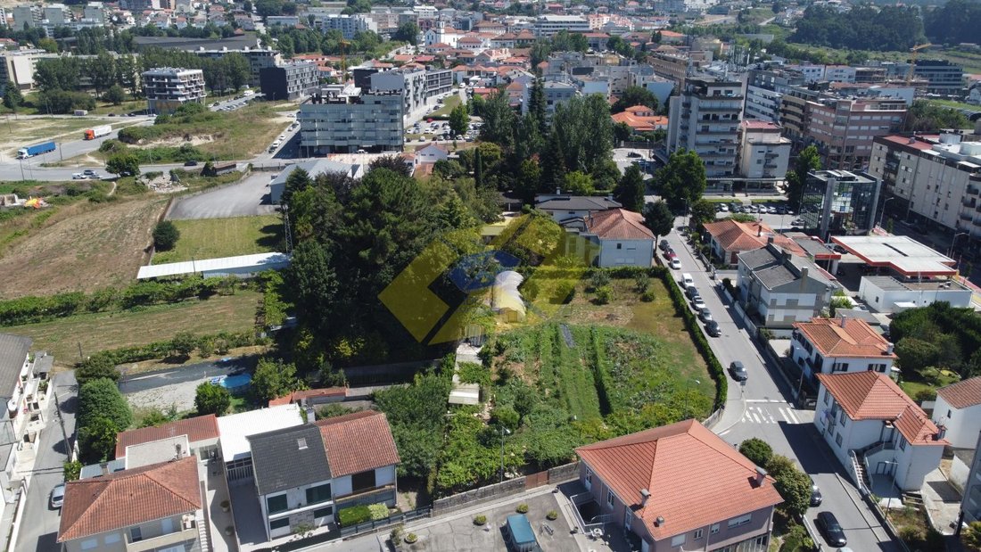 Land in Margaride (Santa Eulalia), Varzea, Lagares, Varziela e Moure, Porto District, Portugal 3 - 14579133