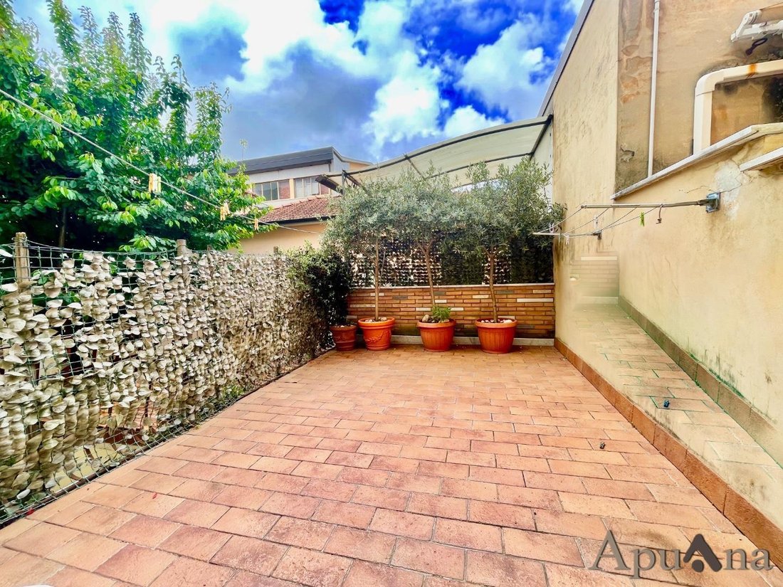 Apartment in Center, Massa, Italy 2 - 14579185