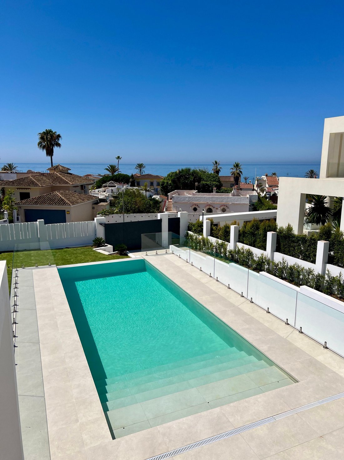 Villa in Elviria-Cabopino, Marbella, Spain 2 - 14579660