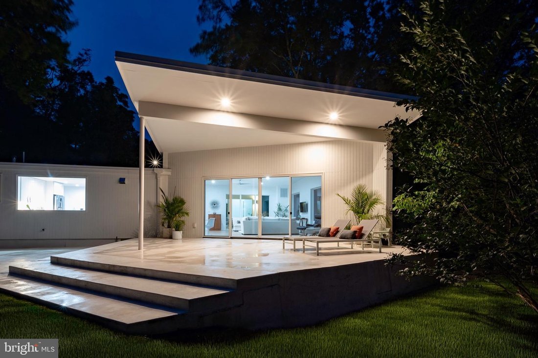 Prestigious Architectural Home In In Hybla Valley, Virginia, United