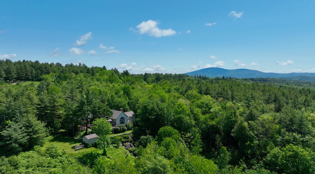 216 Woodland Trace In New London, New Hampshire, United States For Sale (14577322)