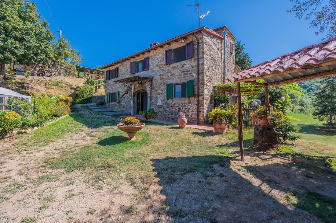 Farm Ranch in Dicomano, Toskana, Italien 1 - 14583684