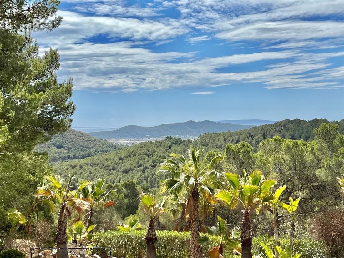 Villa in Sant Jordi de ses Salines, Sant Josep de sa Talaia, Balearic Islands 1 - 14583718