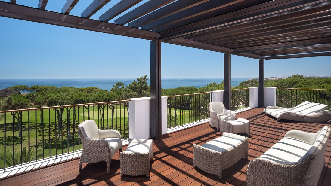 Apartment in Olhos de Agua, Algarve, Portugal 1 - 14583898