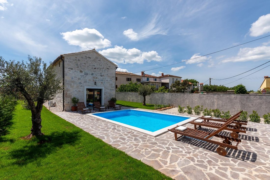 Villa in Bonaci - Bonazzi, Istria County, Croatia 3 - 14586542