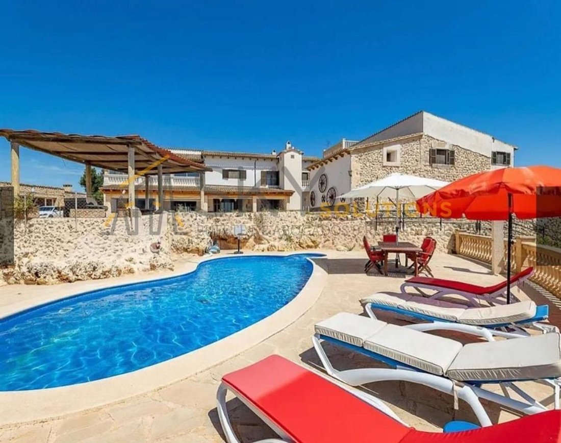Casa di campagna a Lloret de Vistalegre, Isole Baleari, Spagna 1 - 14586606