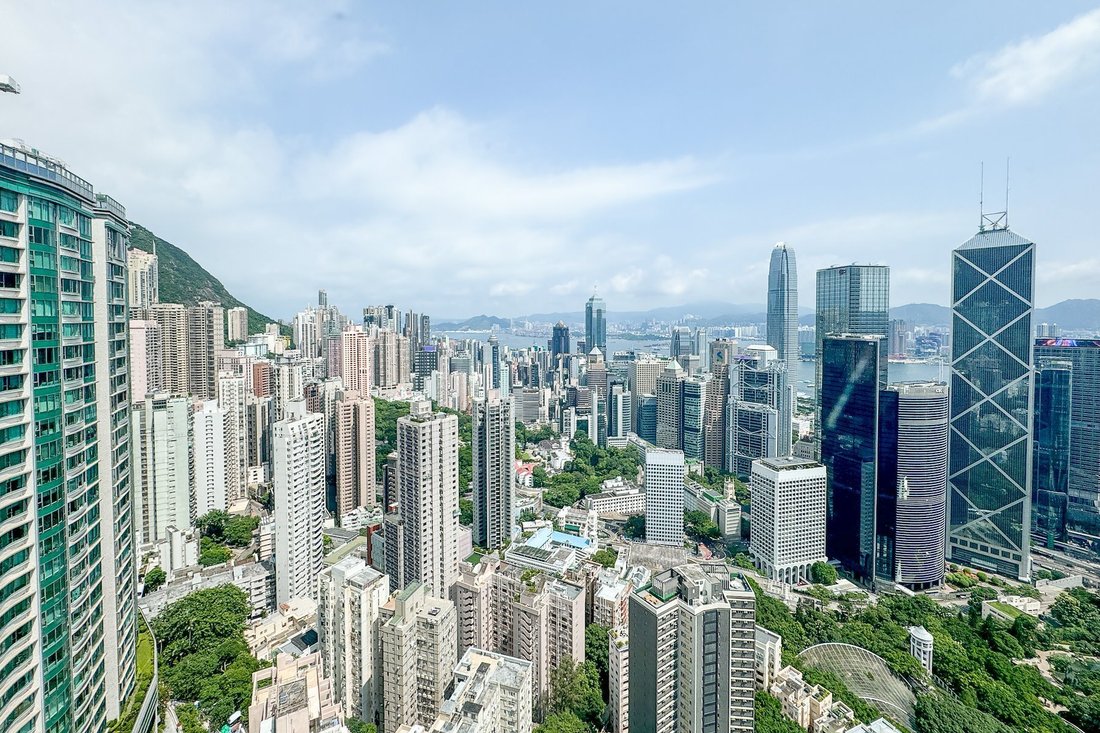 Apartment in Mid-Levels Central, Hong Kong 1 - 14586830