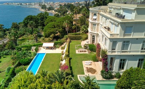 Apartment in Saint Nicolas, Cannes, France 1
