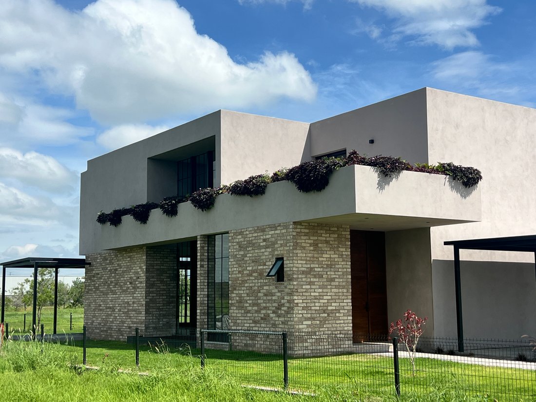 House in Polo Club El Marqués, Querétaro, Mexico 1 - 14245091