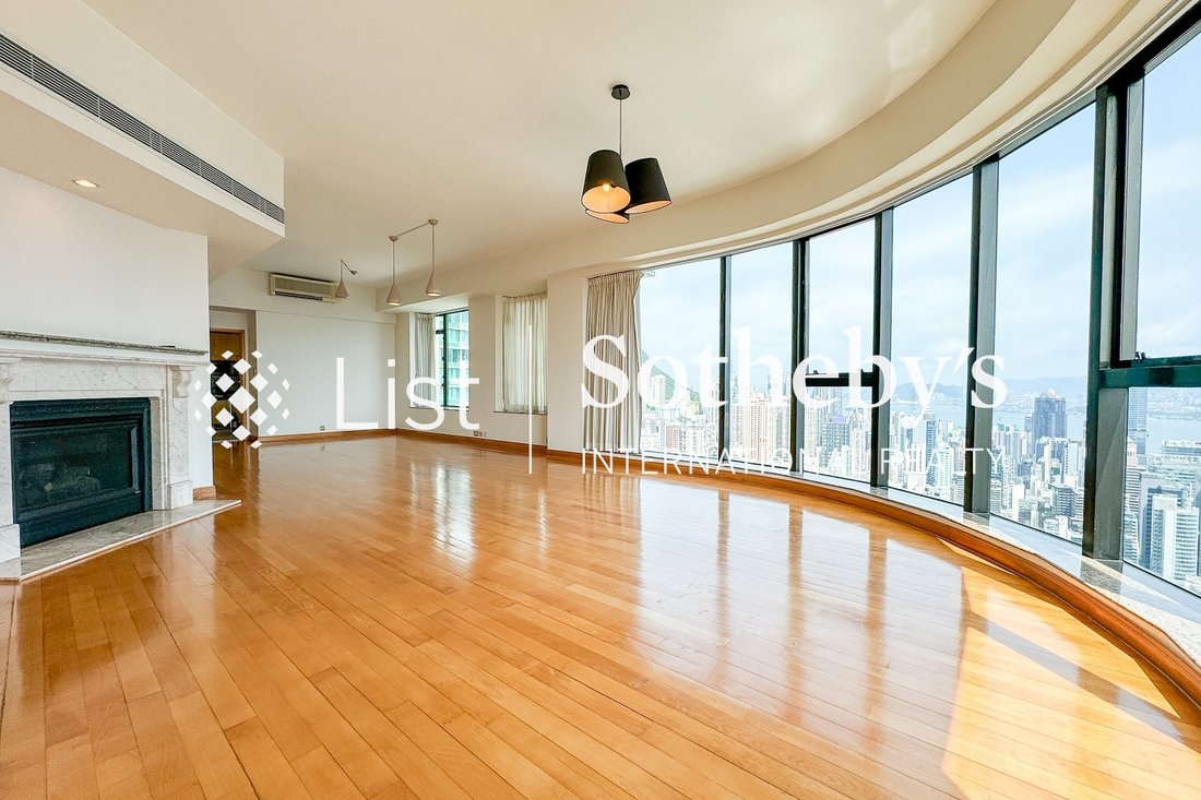 Apartment in Mid-Levels Central, Hong Kong 2 - 14586830