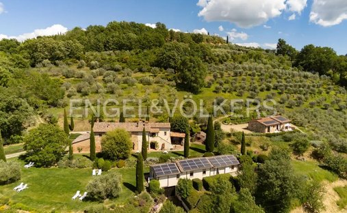 Casa di campagna a Montepulciano, Toscana, Italia 1