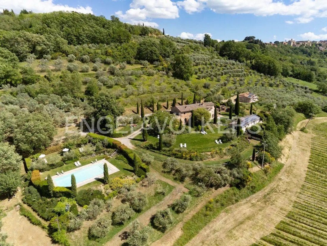 Country House in Montepulciano, Tuscany, Italy 2 - 14587115