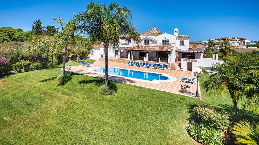 Villa in Estepona, Andalusia, Spain 1 - 14588668