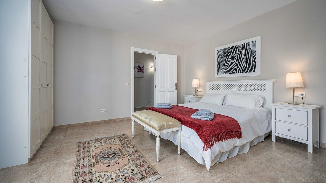 Villa in Estepona, Andalusia, Spain 4 - 14588668