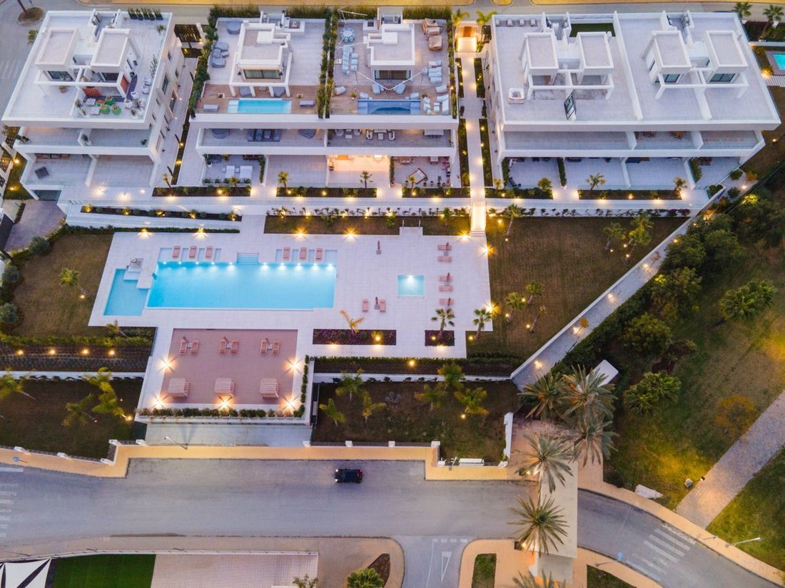 Apartment in Marbella, Andalusia, Spain 4 - 14587585