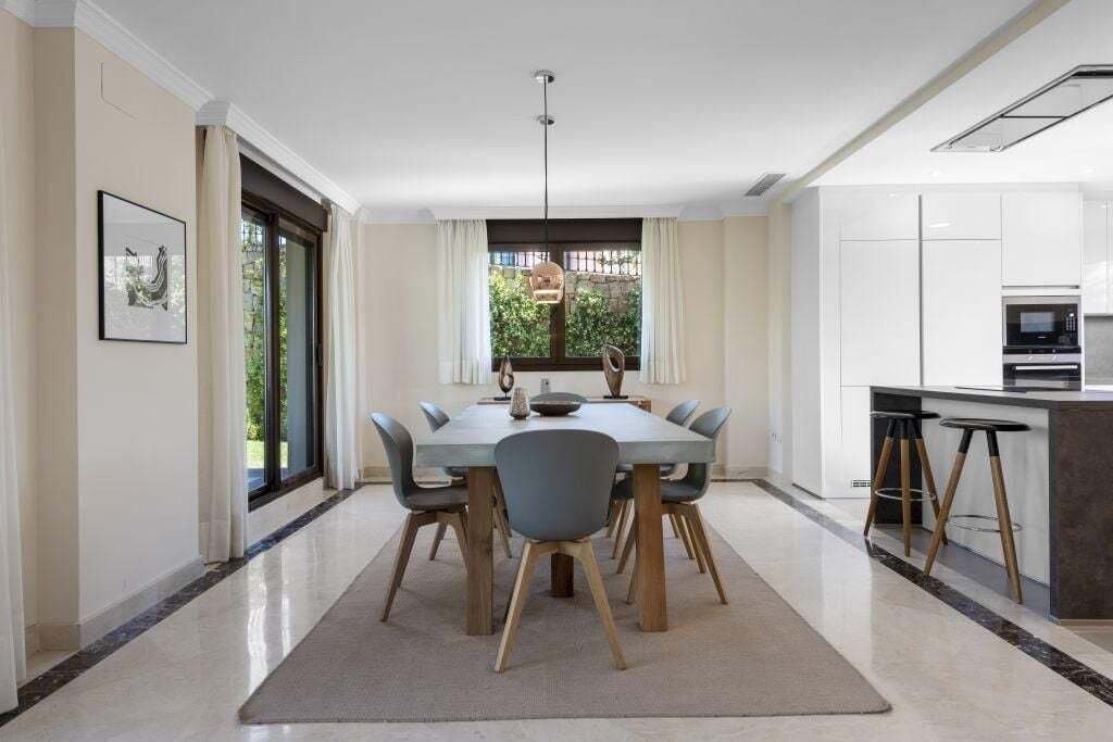 Villa in Estepona, Andalusia, Spain 4 - 14587615