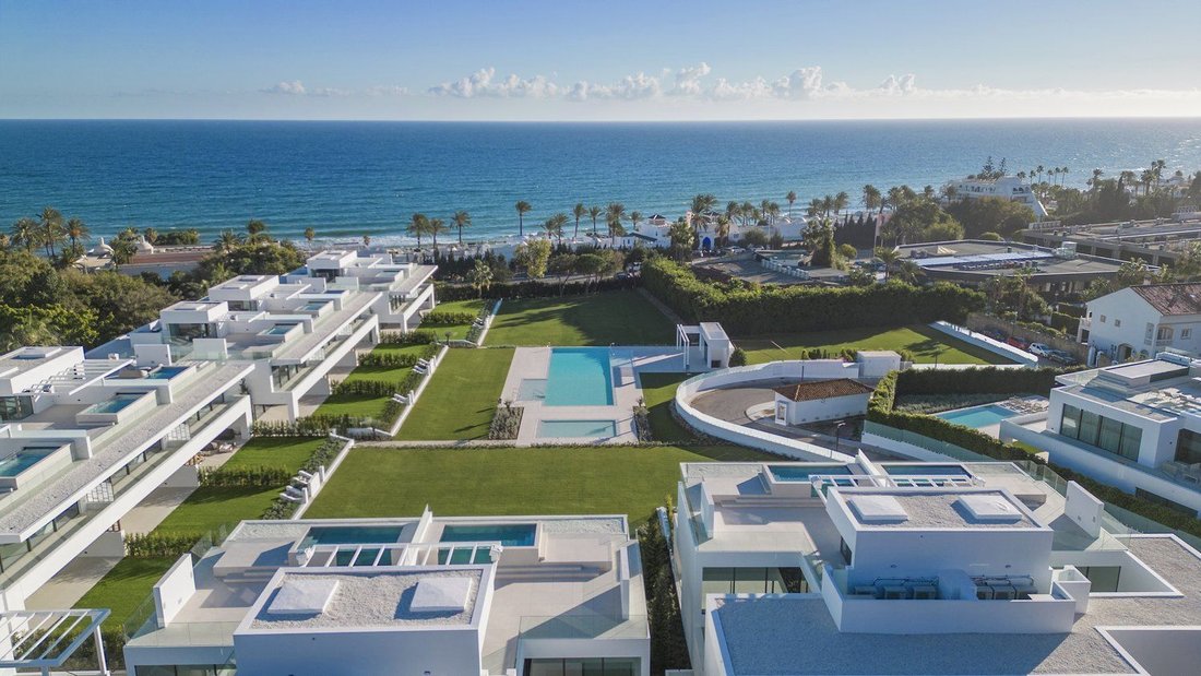 Villa in Puerto Banus, Marbella, Spain 5 - 14587360