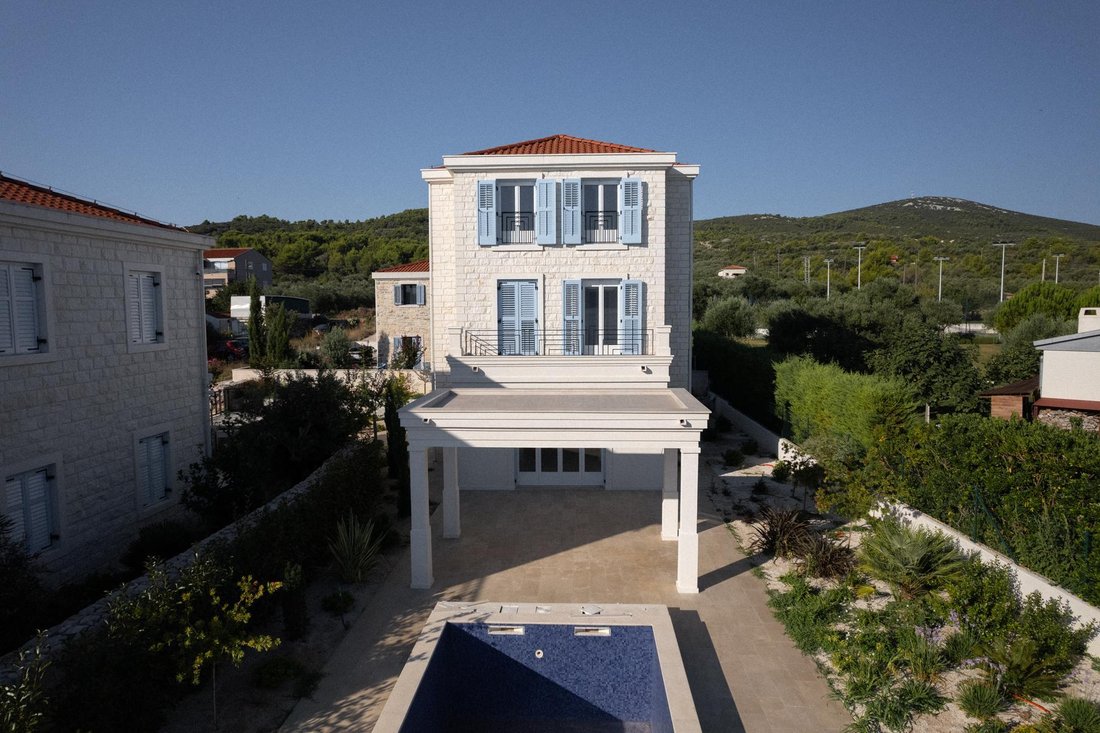 Villa in Dobropoljana, Zadar County, Croatia 1 - 14002284