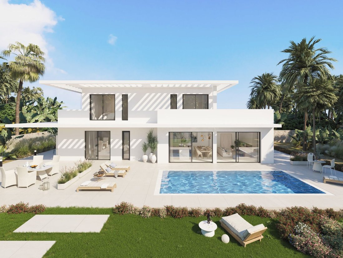 Villa in Buenas Noches, Estepona, Spain 2 - 14587495