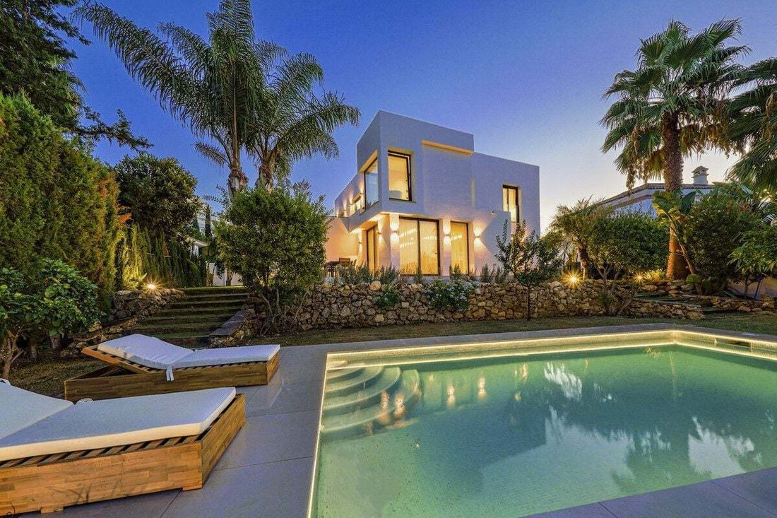 Villa in Puerto Banus, Marbella, Spain 1 - 14587411
