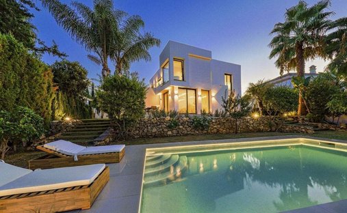 Villa en Playa Puerto Banús, Marbella, España 1