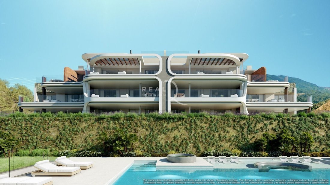 Penthouse in Benahavis, Andalusia, Spain 2 - 14587350