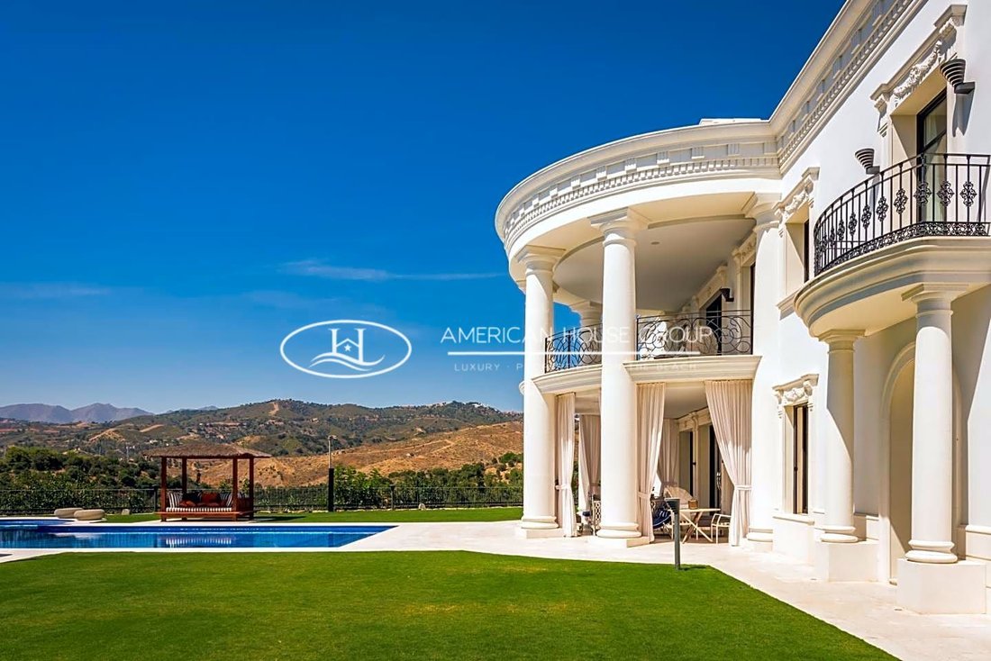 Estate in Elviria-Cabopino, Marbella, Spain 3 - 14590277