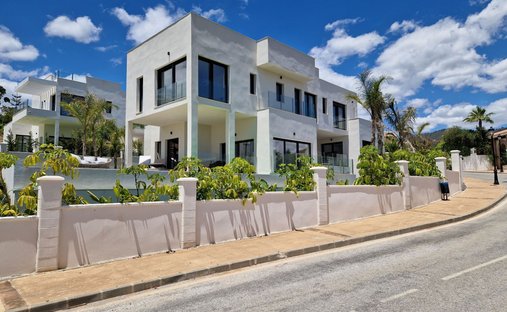 Villa in Elviria-Cabopino, Marbella, Spanien 1