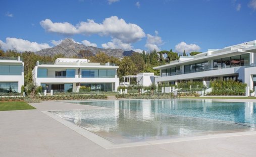 Villa a Puerto Banus, Marbella, Spagna 1
