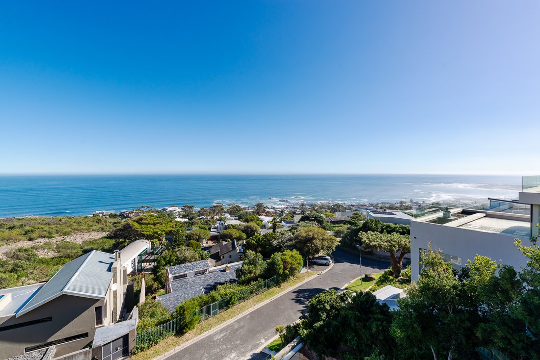 House in Camps Bay, Cape Town, South Africa 2 - 14590596
