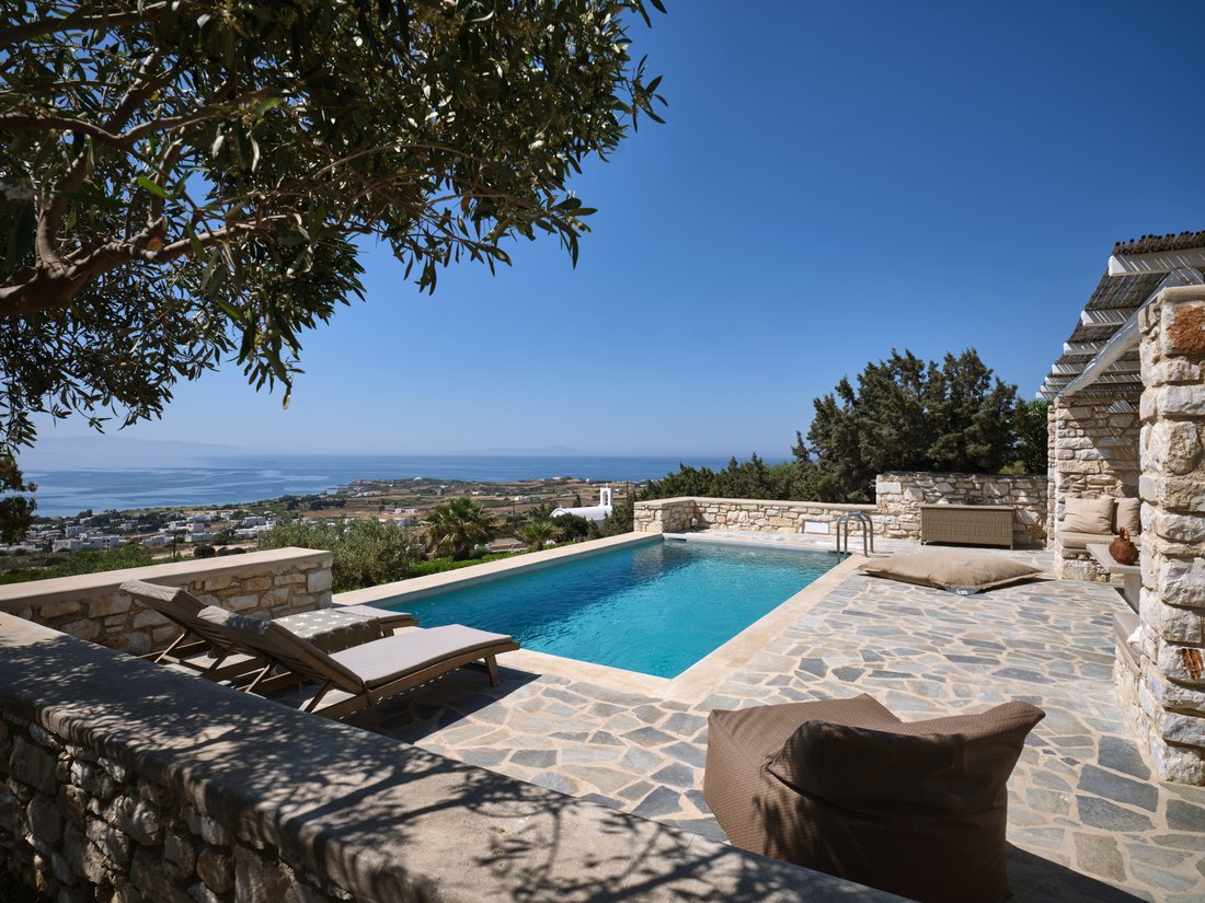 Villa in Paros, Aegean, Greece 1 - 13892360