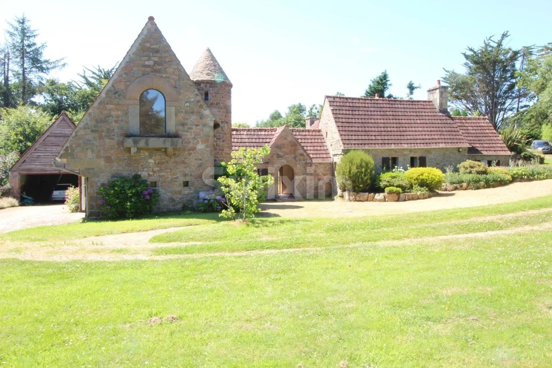 House in Pleumeur-Bodou, Brittany, France 1 - 14592526