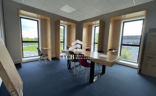 Castle for Sale in Treillières, Pays de la Loire, France