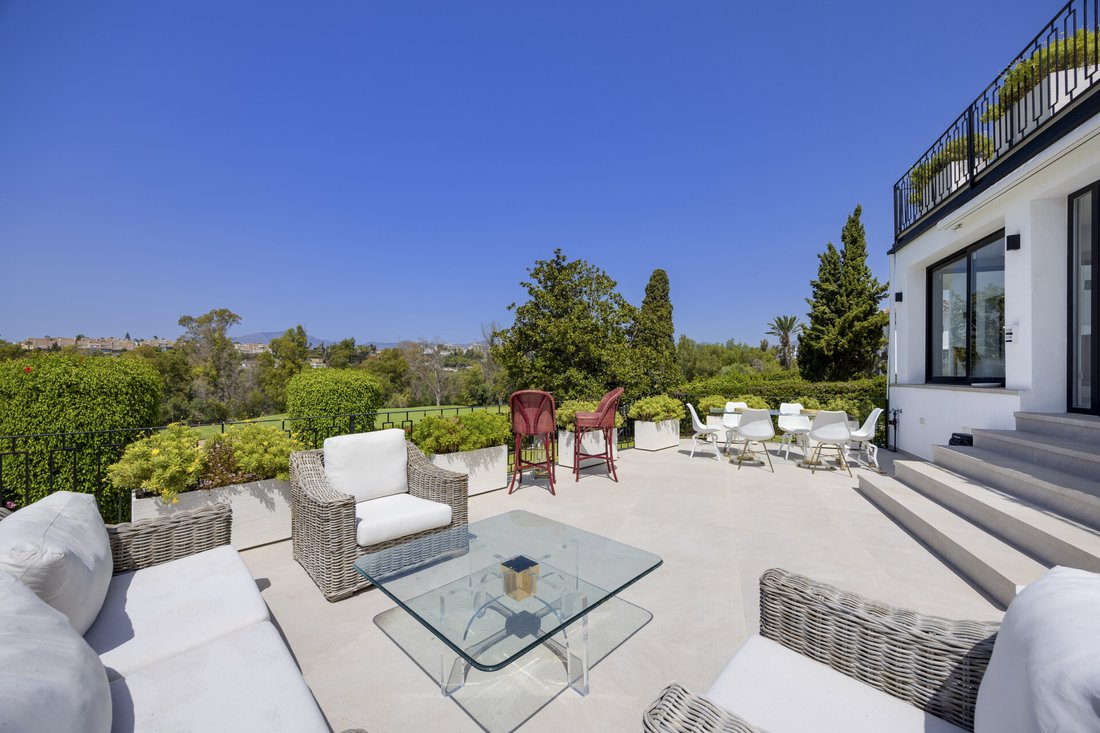 Villa in Guadalmina Alta, San Pedro de Alcantara, Spain 3 - 14592247