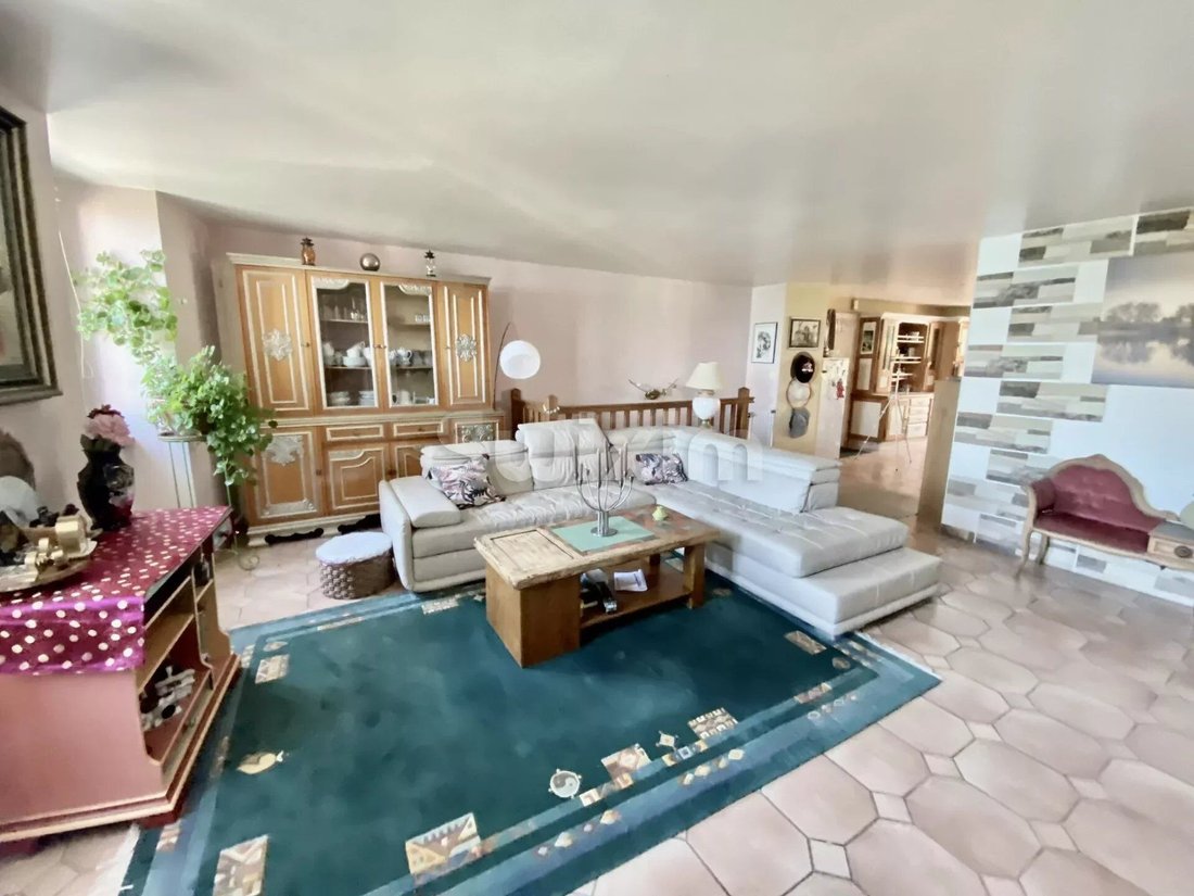 Apartment in Meillerie, Auvergne-Rhône-Alpes, France 4 - 14595817