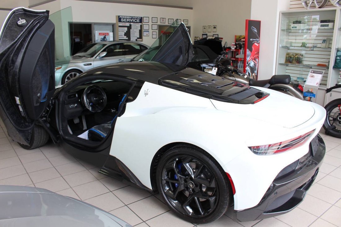 Coupe in United States 3 - 14595186