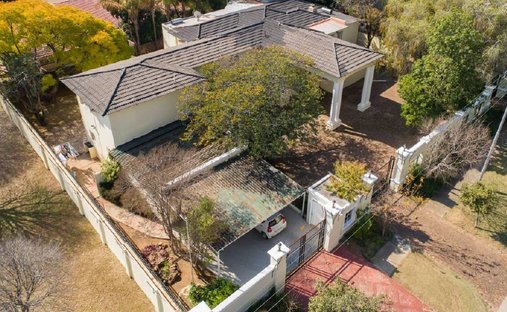 House in Hillcrest, Gauteng, South Africa 1