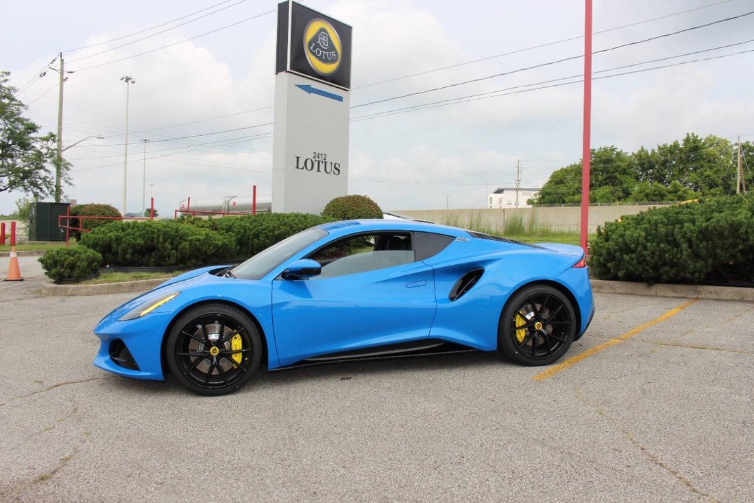 Coupe in United States 2 - 14595202