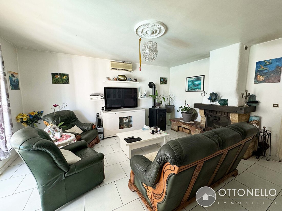 Villa in La Bouverie, Roquebrune-sur-Argens, France 2 - 14596276