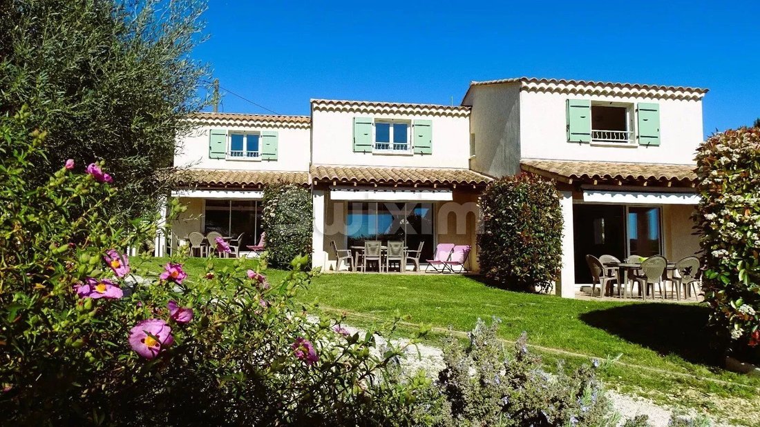 House in Saint-Martin-d'Ardeche, Auvergne-Rhône-Alpes, France 1 - 14546230
