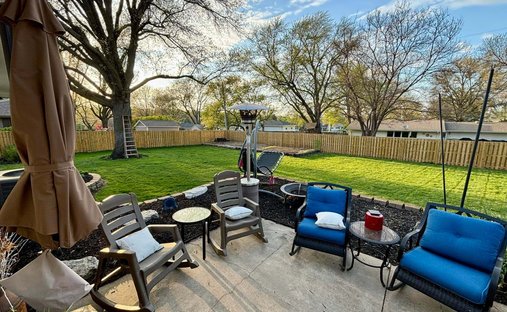 Luxury homes with pool for sale - 507x312xc 