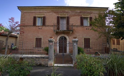 Maison à Monteroni d'Arbia, Toscane, Italie 1