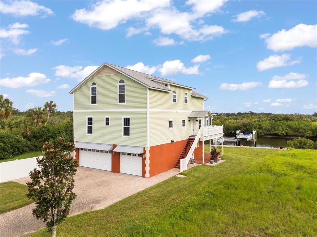 House in Tampa, Florida, United States 5 - 14597539