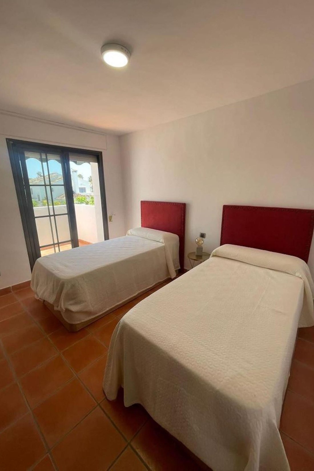 Townhouse in San Pedro de Alcantara, Andalusia, Spain 5 - 14361454