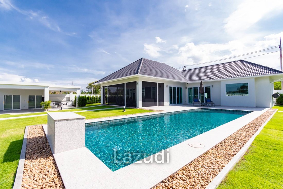 Villa in Hin Lek Fai, Prachuap Khiri Khan, Thailand 1 - 14600236