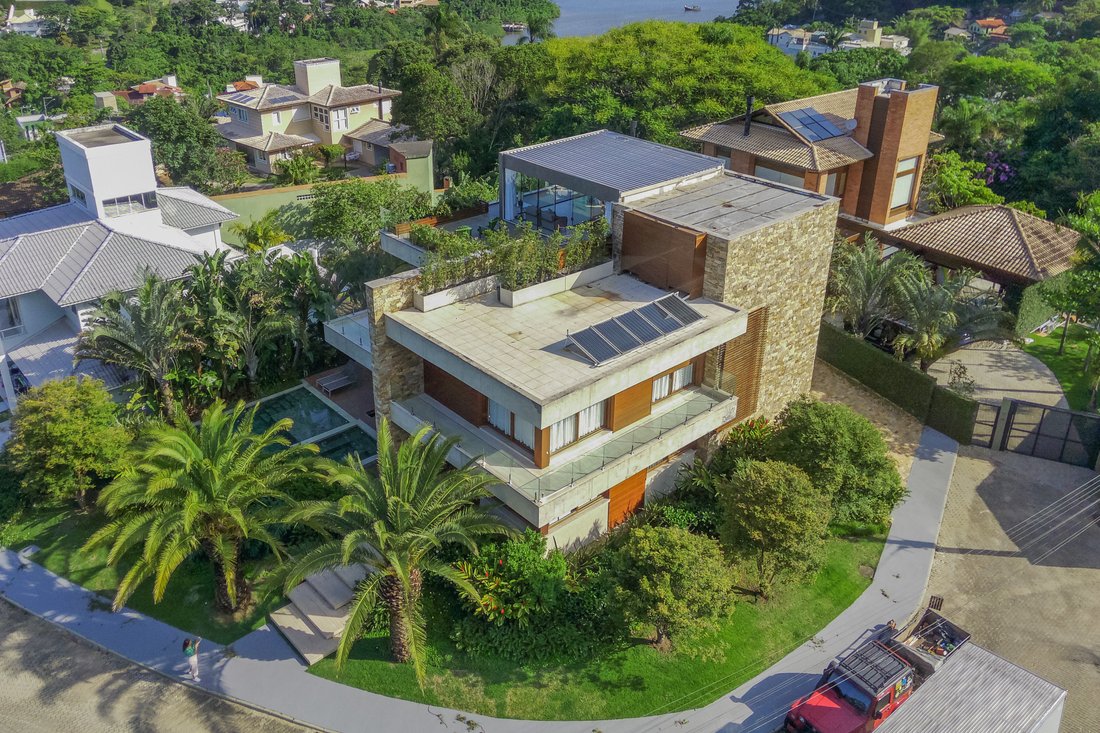 House in Lagoa, State of Santa Catarina, Brazil 1 - 14603509