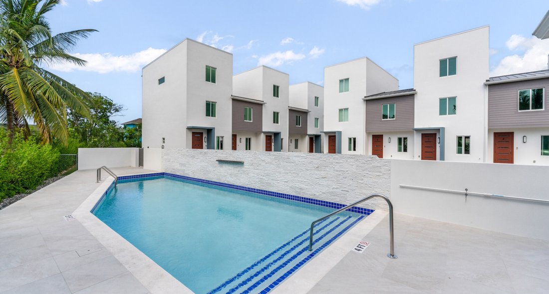 Apartment in George Town, George Town, Cayman Islands 2 - 14605107