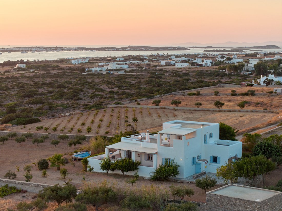 House in Paros, Aegean, Greece 1 - 14263390